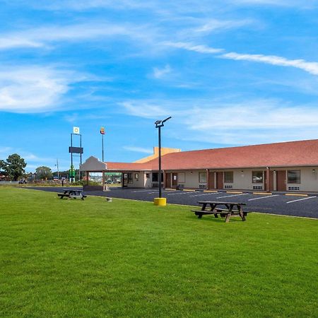 Econo Lodge Cornersville Kültér fotó