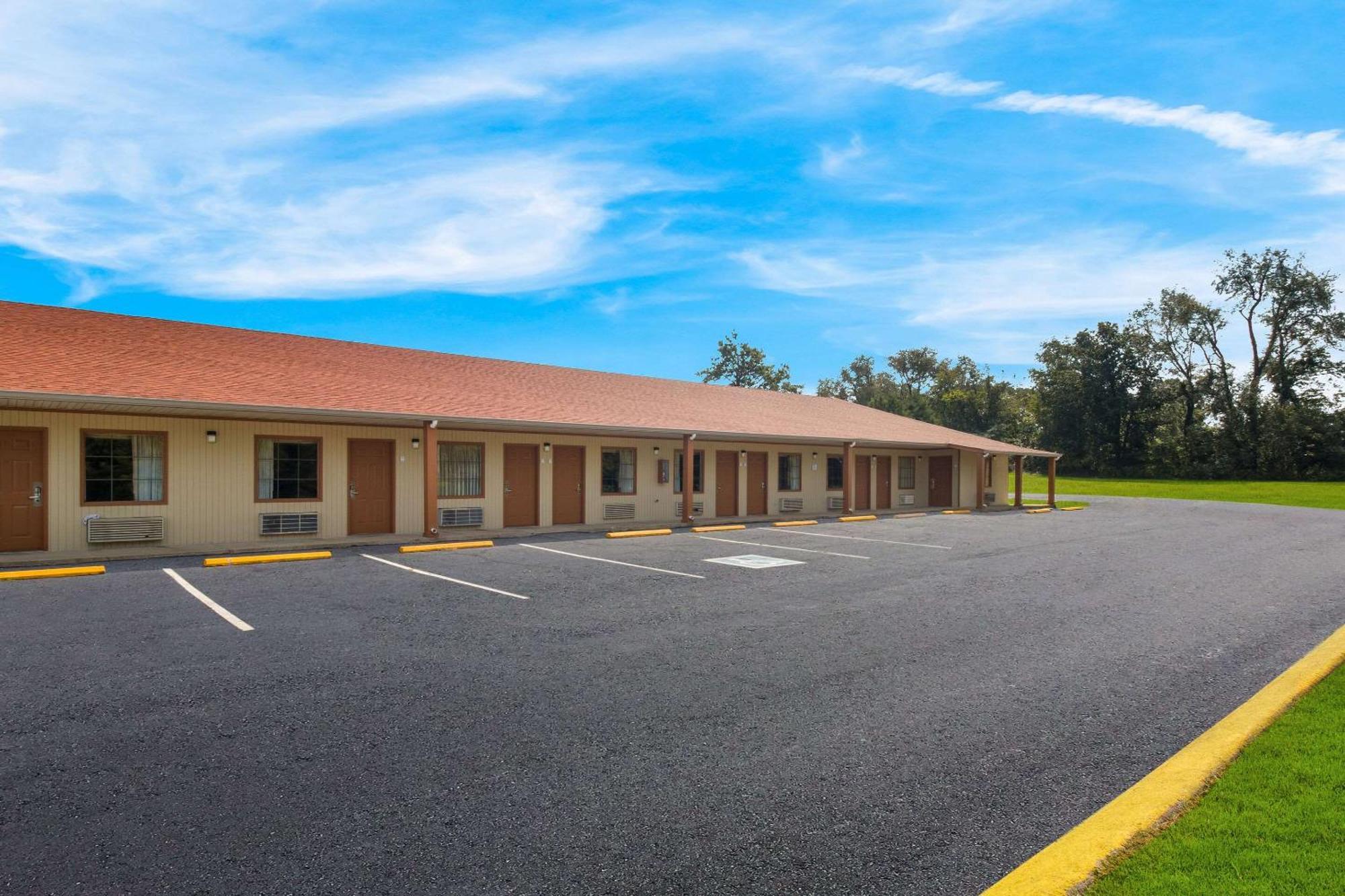 Econo Lodge Cornersville Kültér fotó