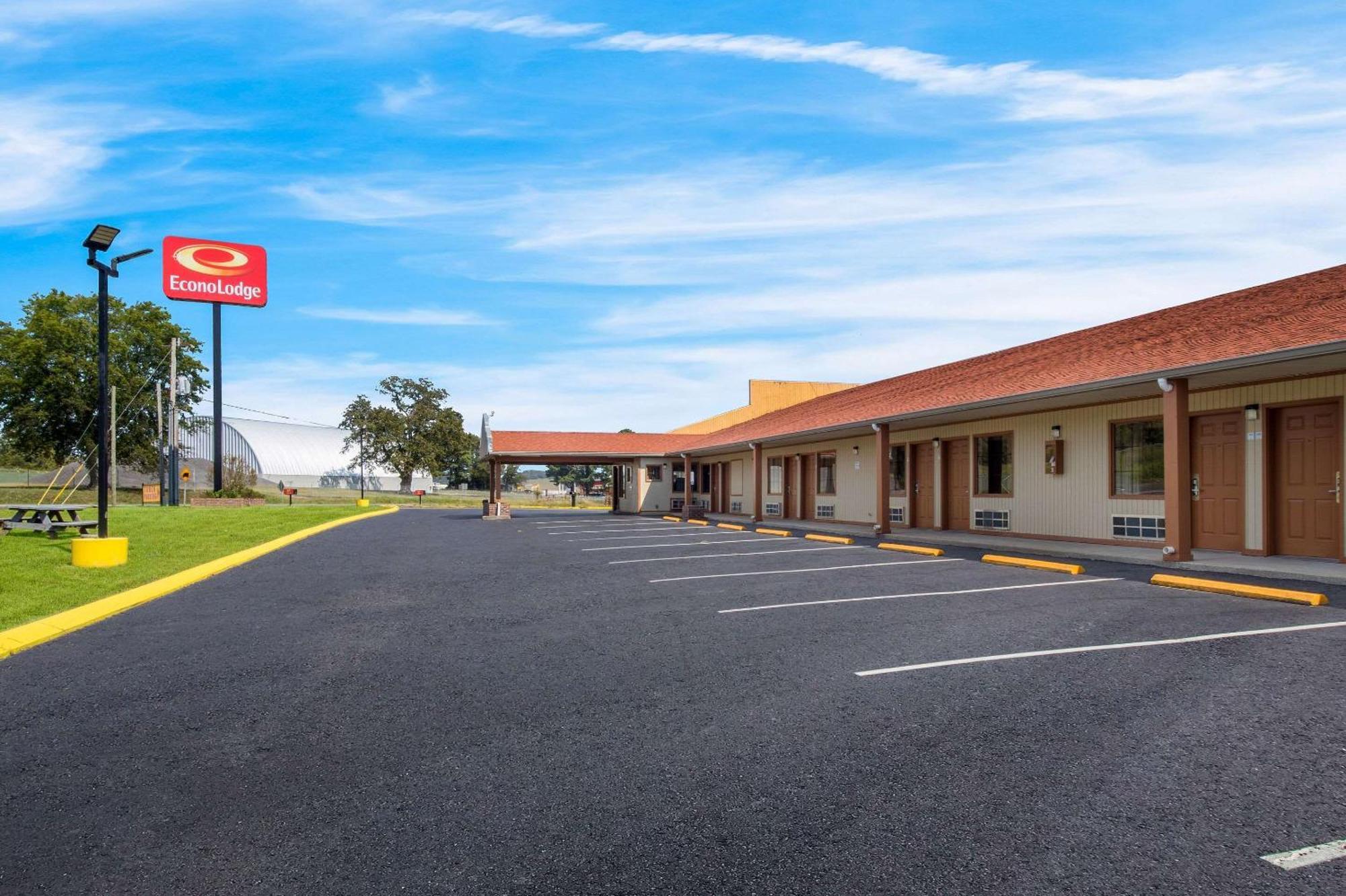 Econo Lodge Cornersville Kültér fotó