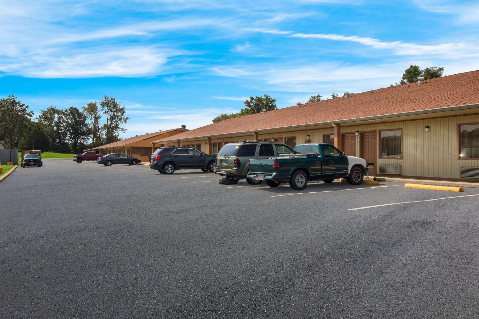 Econo Lodge Cornersville Kültér fotó